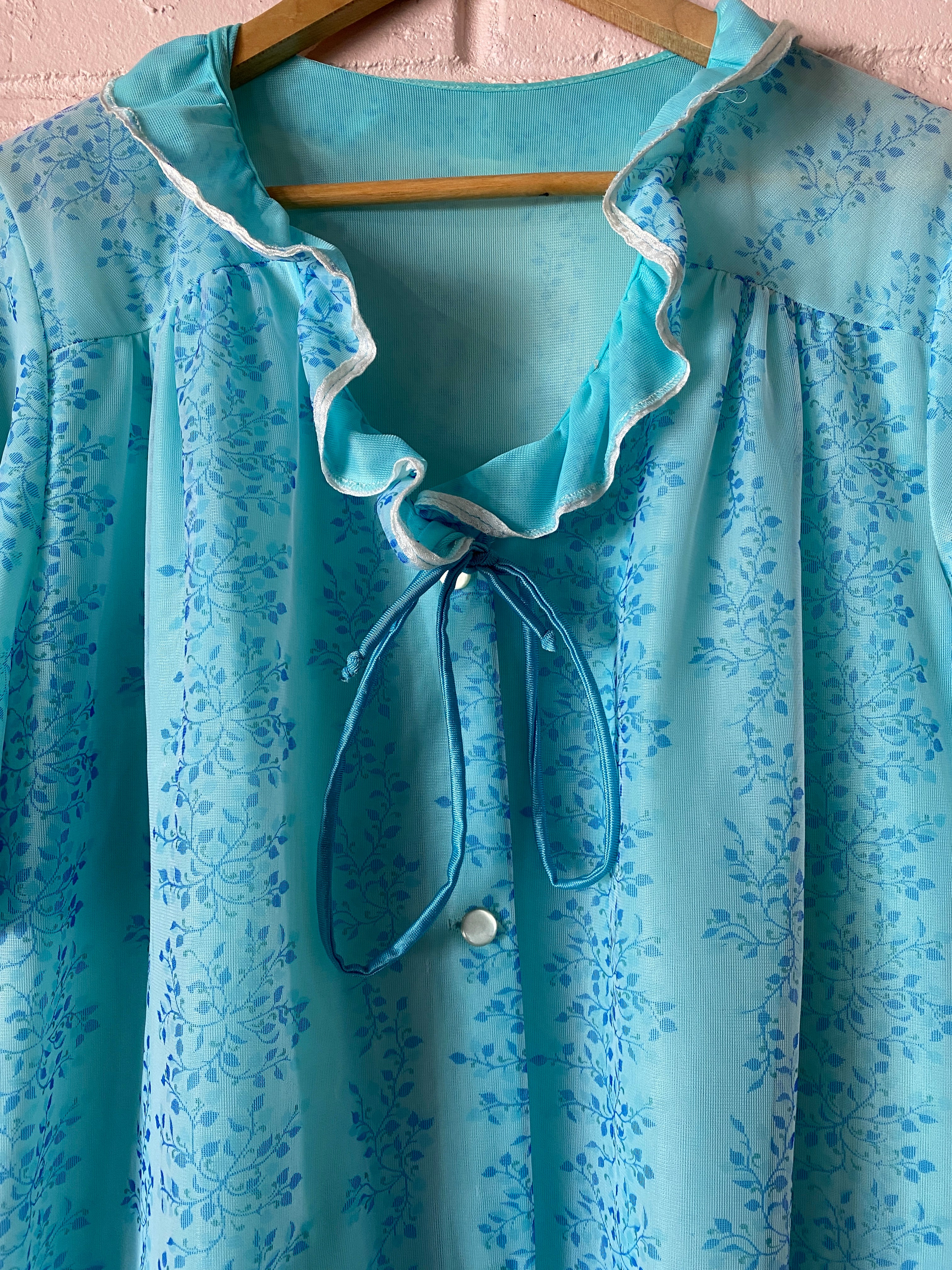 Blue Floral 1950s/60s Nightgown