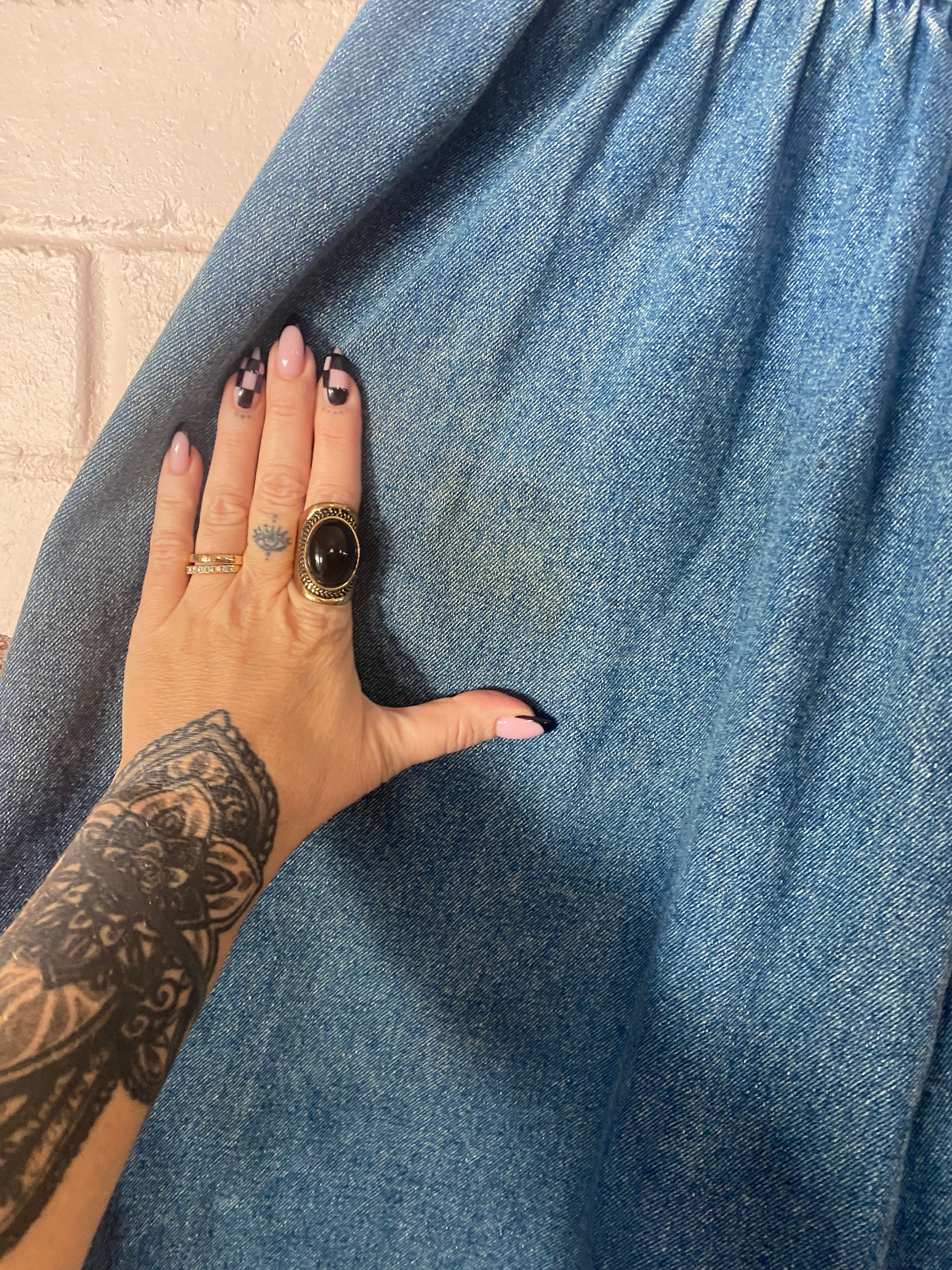 Yoke’ Classic blue denim midi skirt