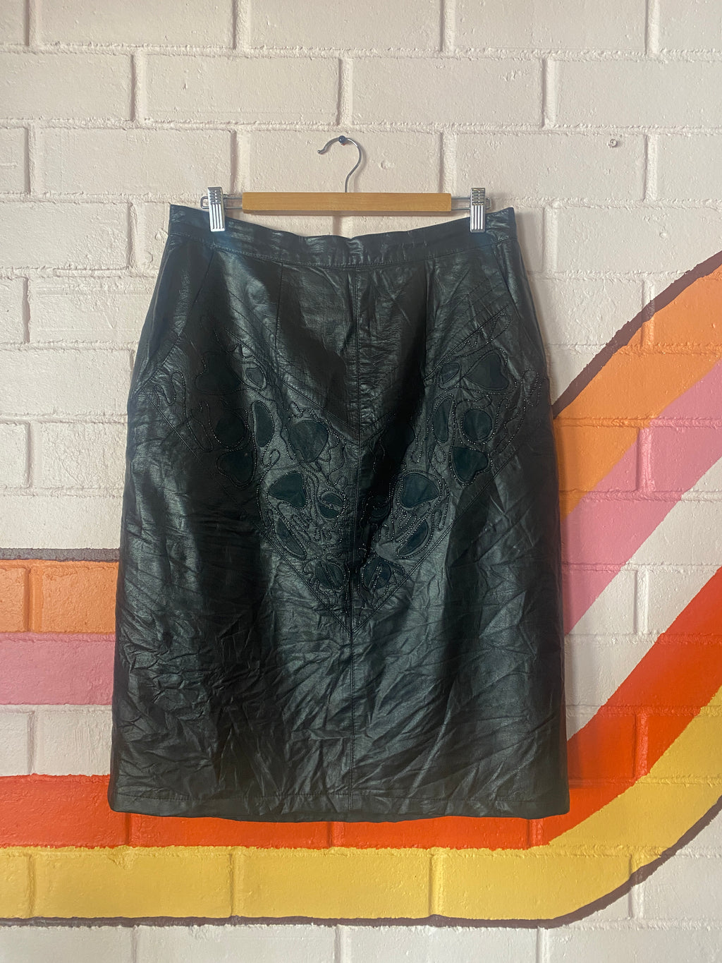Embellished Leather skirt in onyx