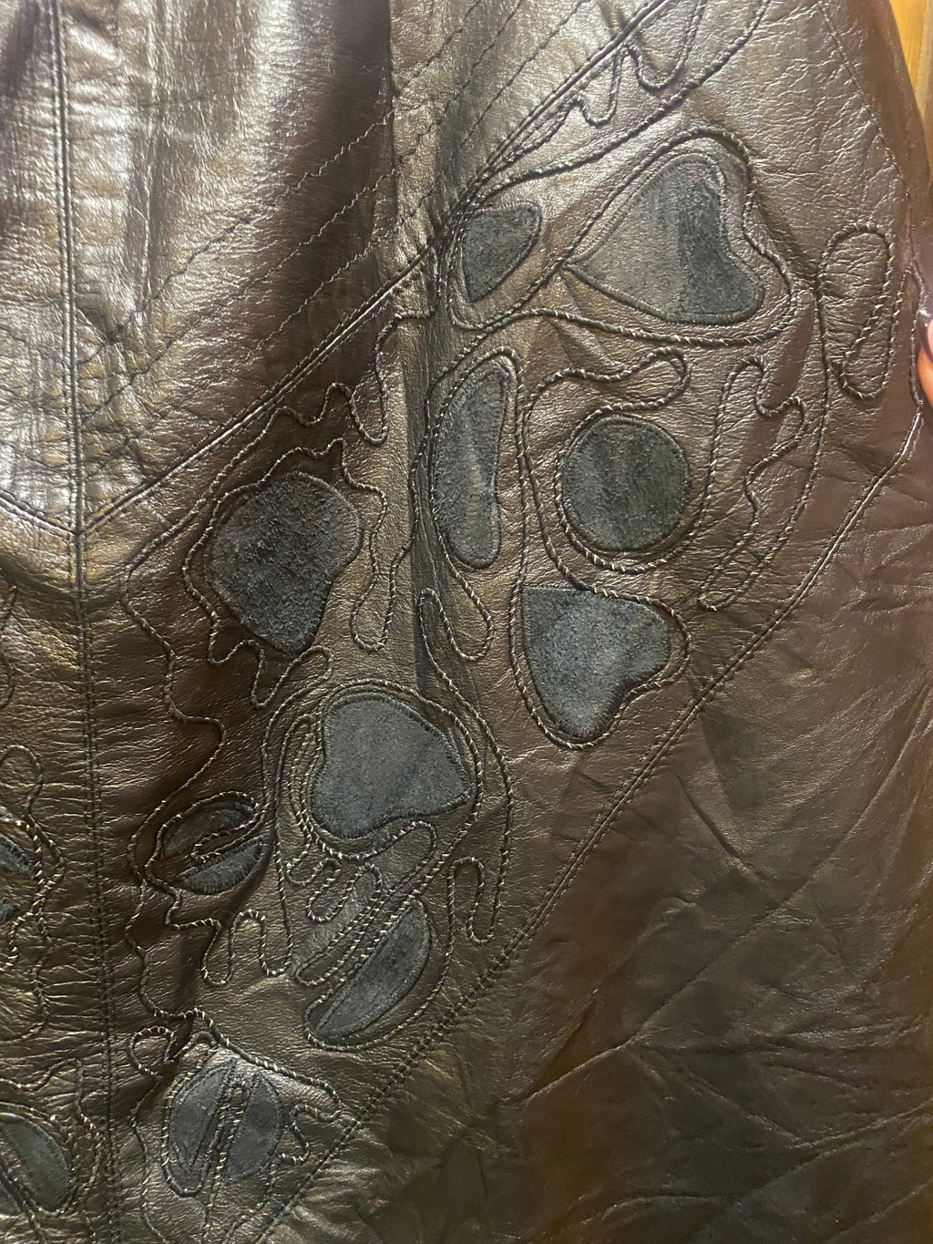 Embellished Leather skirt in onyx