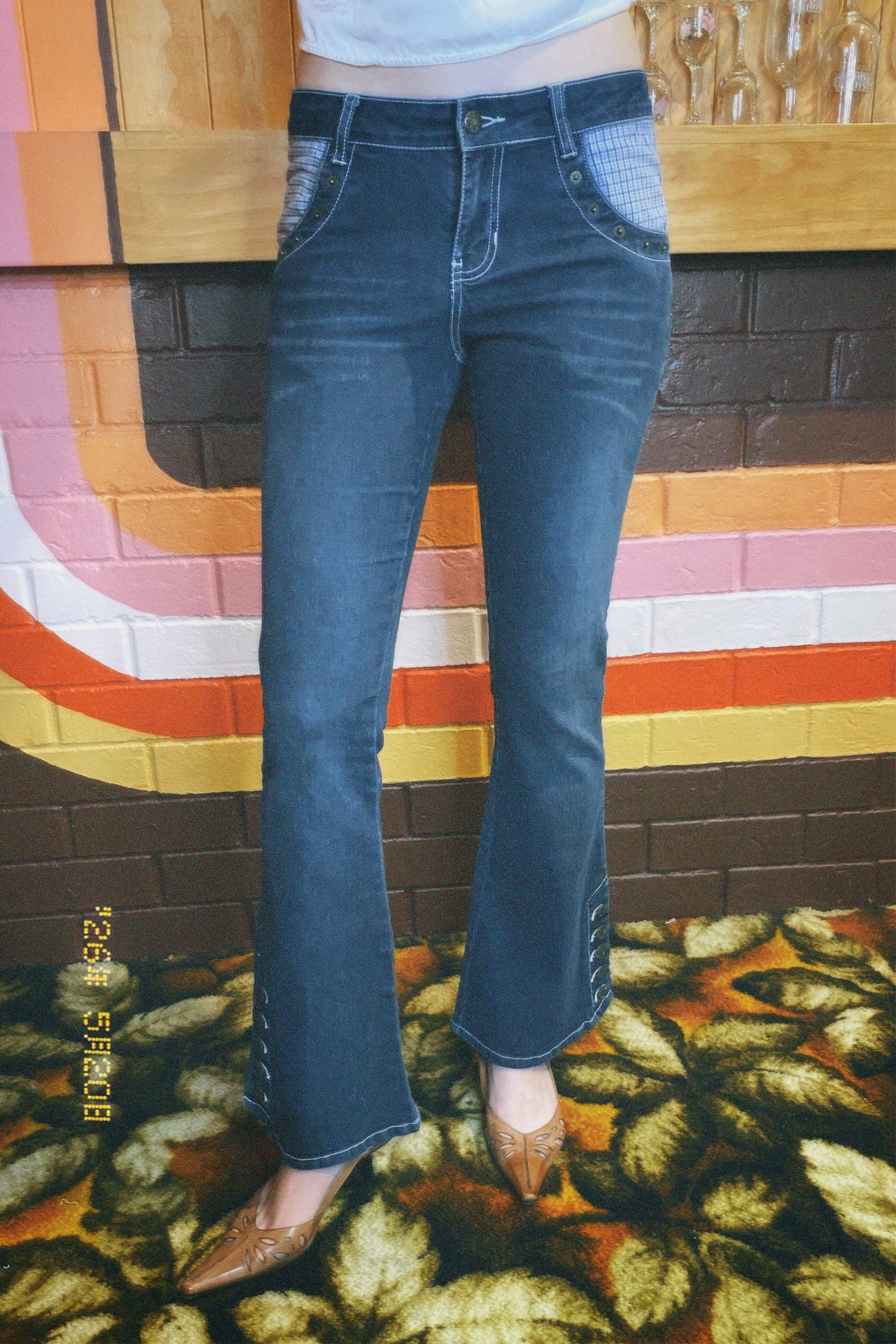 Y2k low rise plaid & feature buttons denim flares, size 6/8