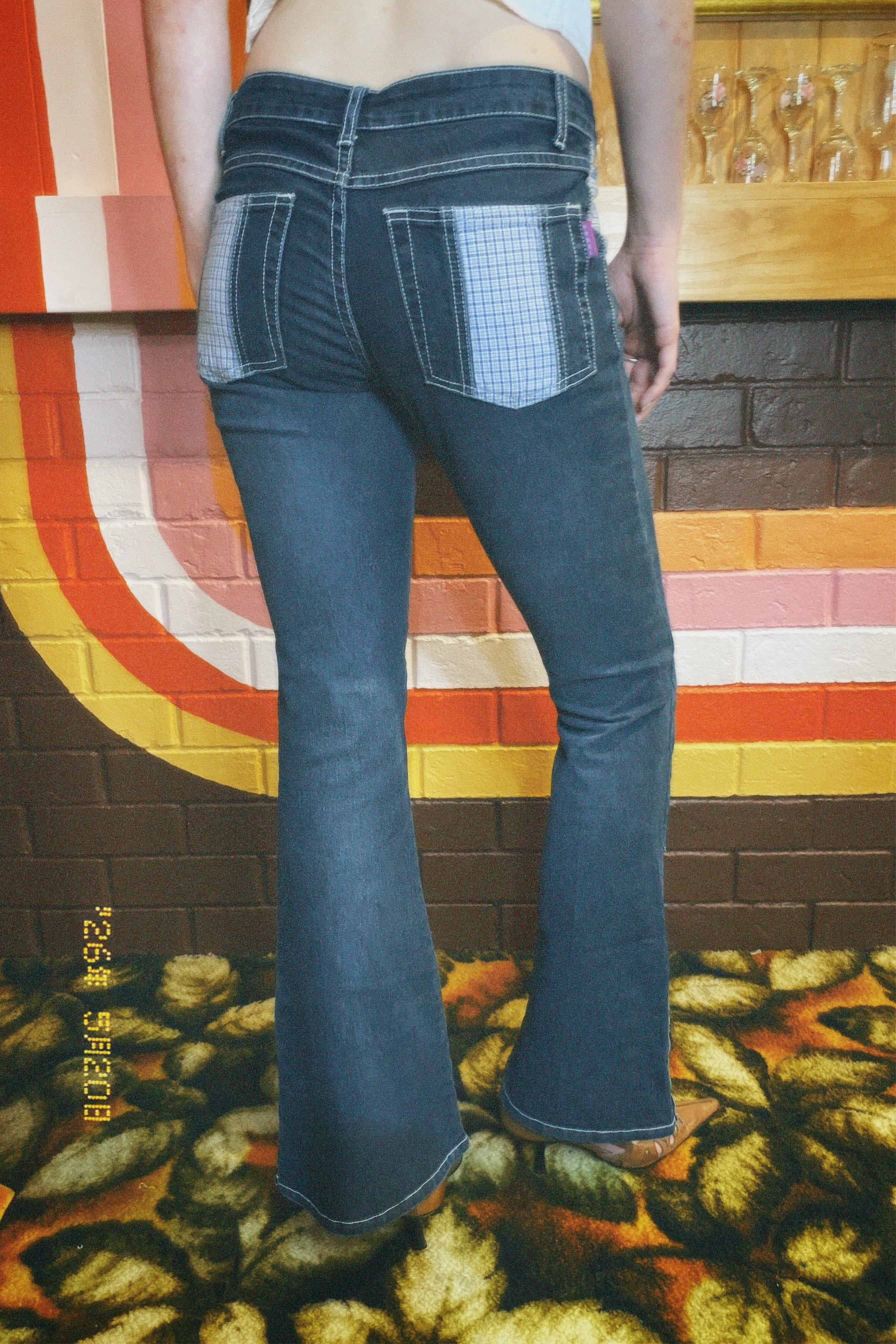 Y2k low rise plaid & feature buttons denim flares, size 6/8