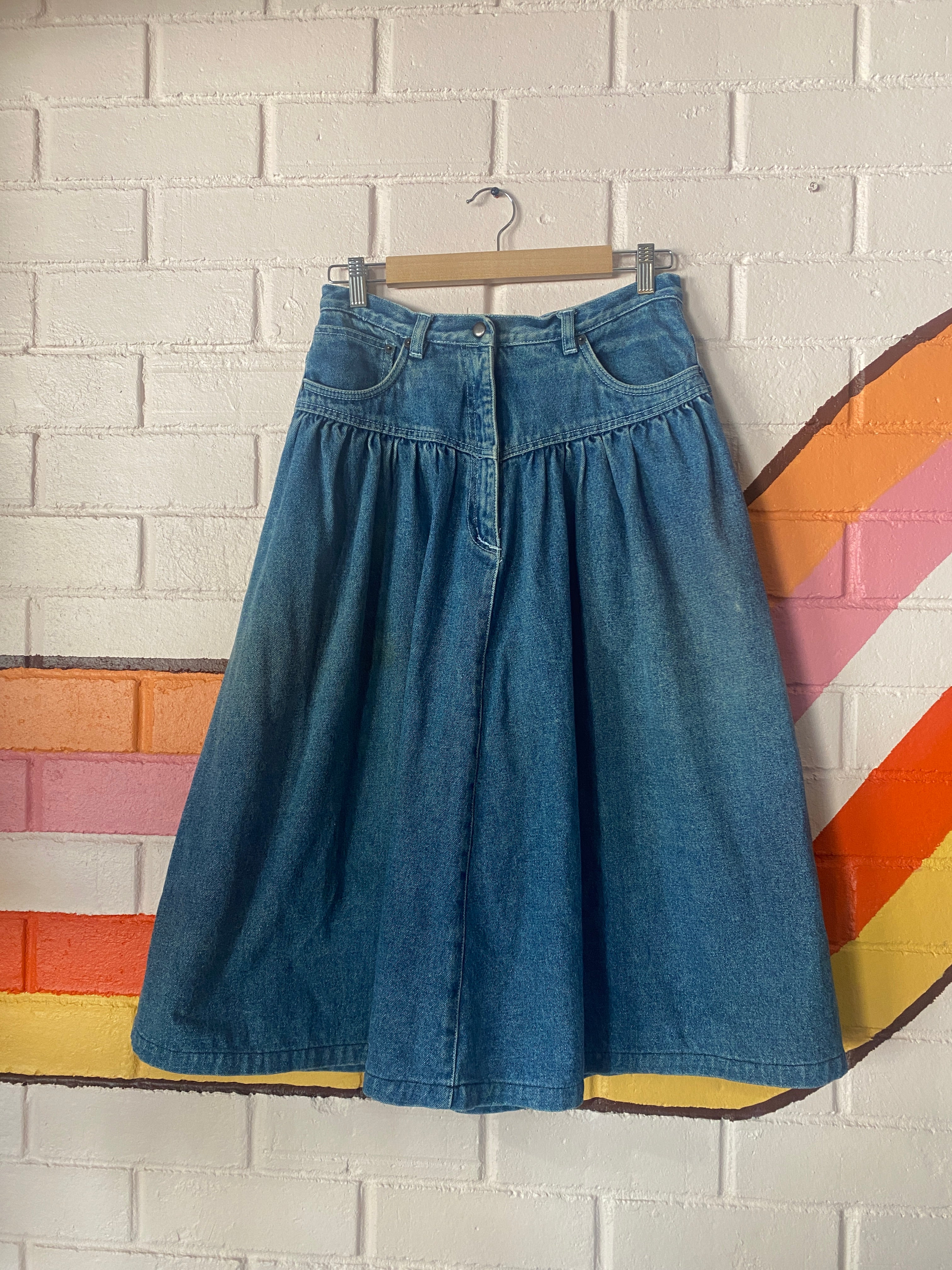 Yoke’ Classic blue denim midi skirt