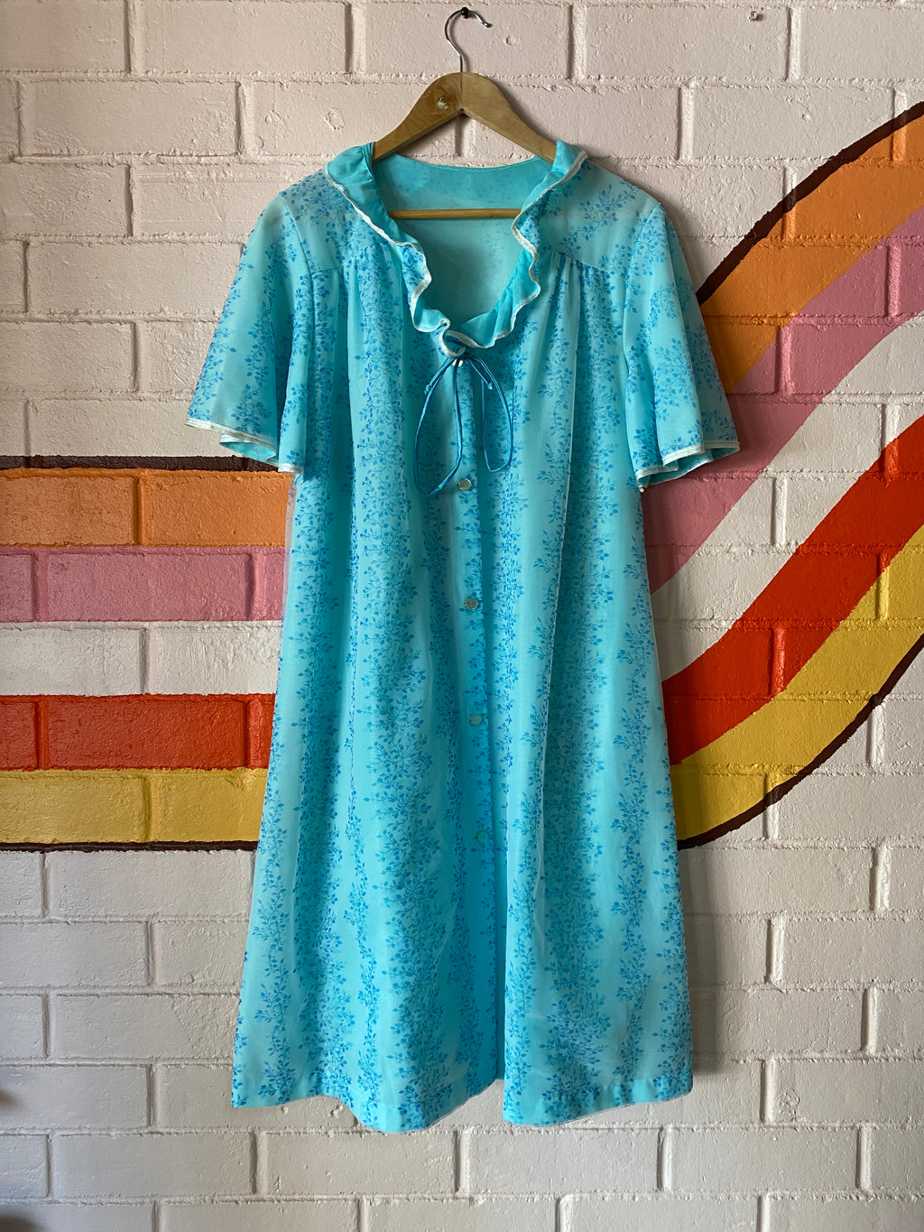 Blue Floral 1950s/60s Nightgown