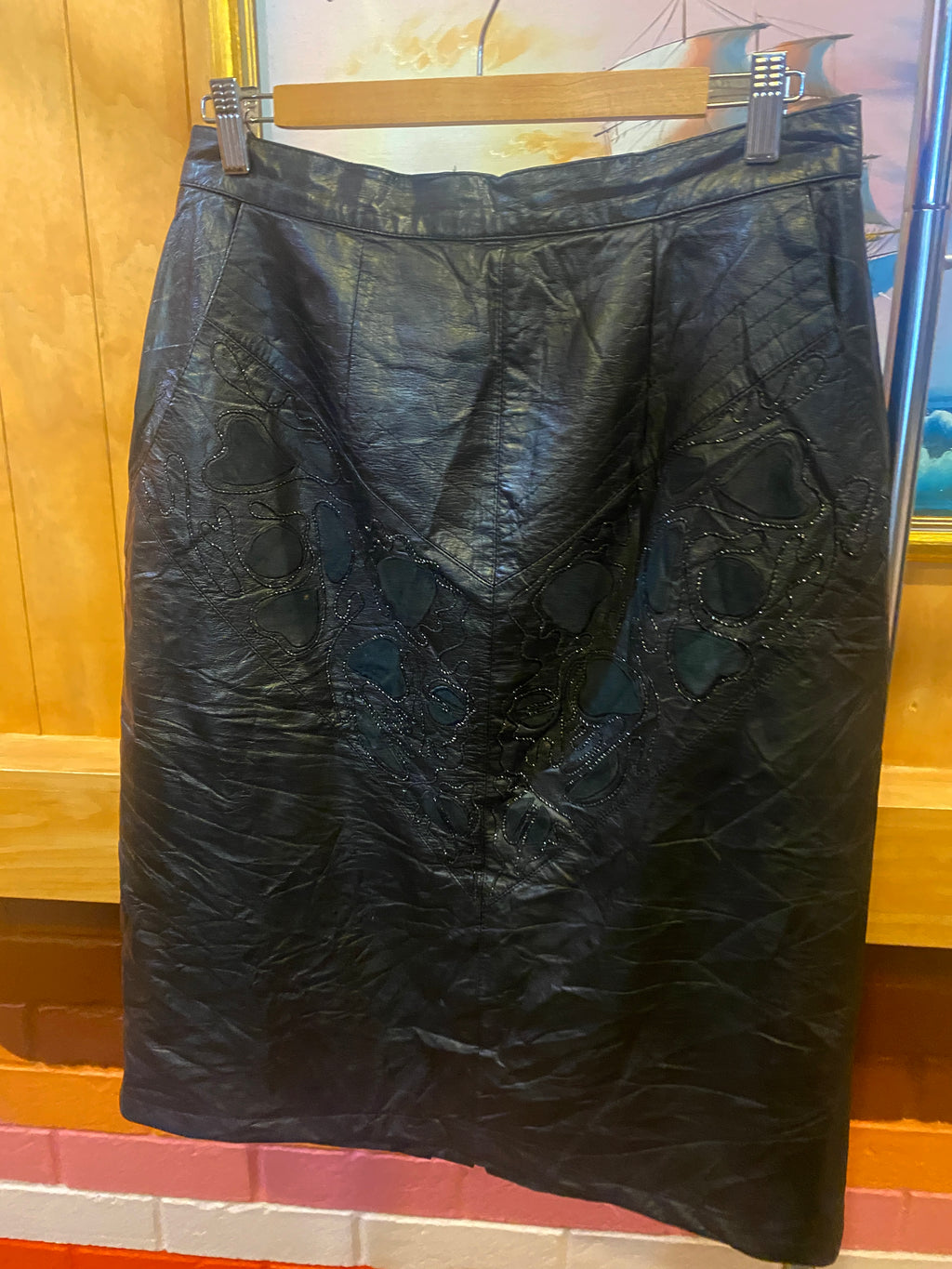Embellished Leather skirt in onyx
