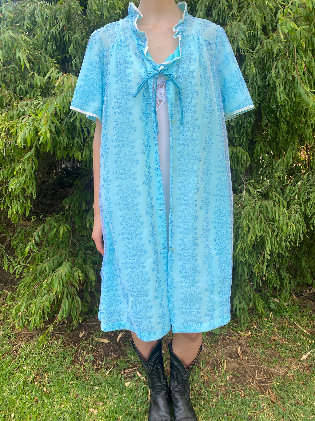 Blue Floral 1950s/60s Nightgown