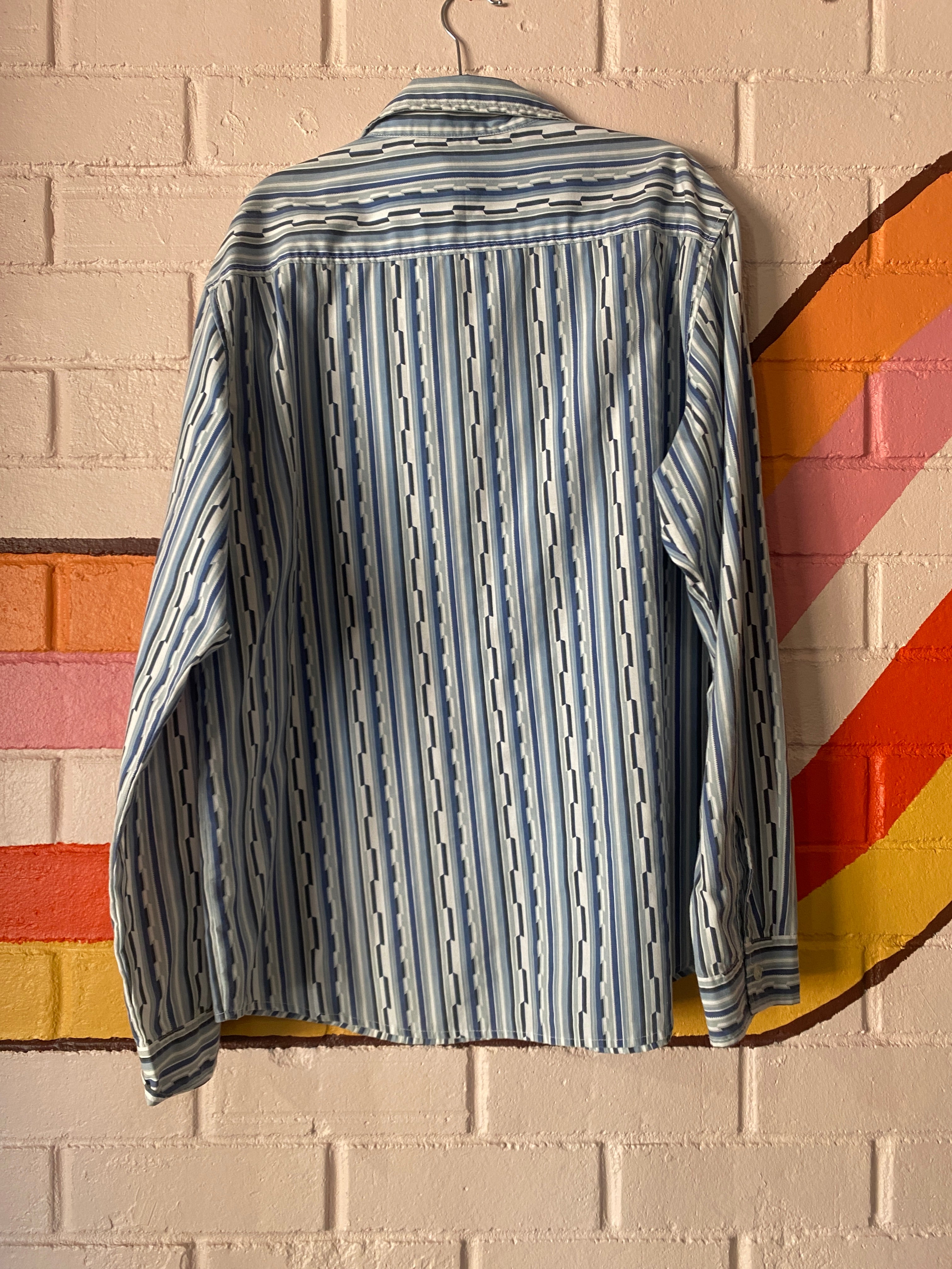 Y2K/90’s Billabong Button Up Long Sleeve