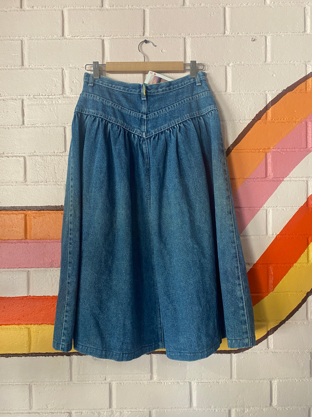 Yoke’ Classic blue denim midi skirt