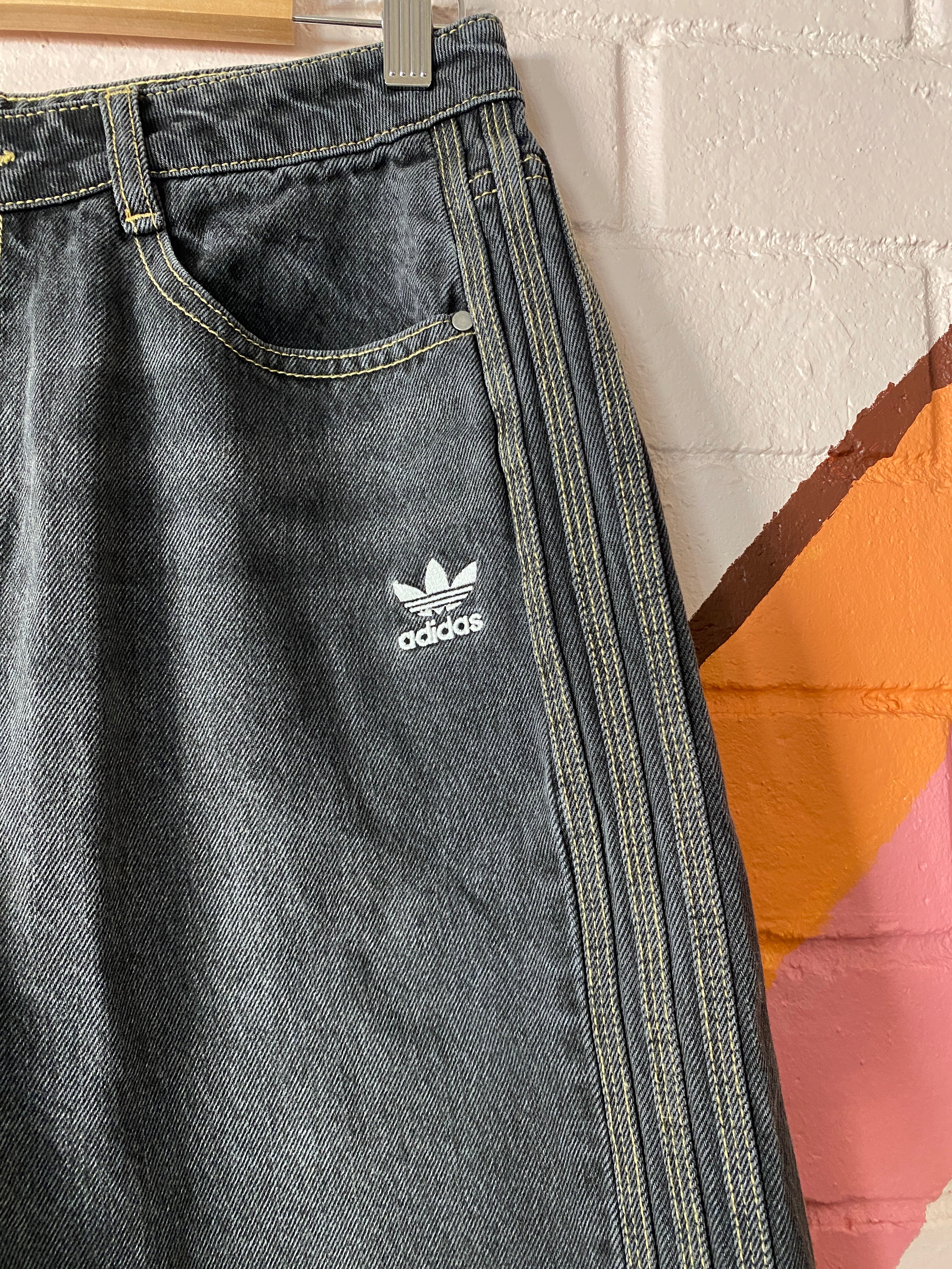 Adidas Jort