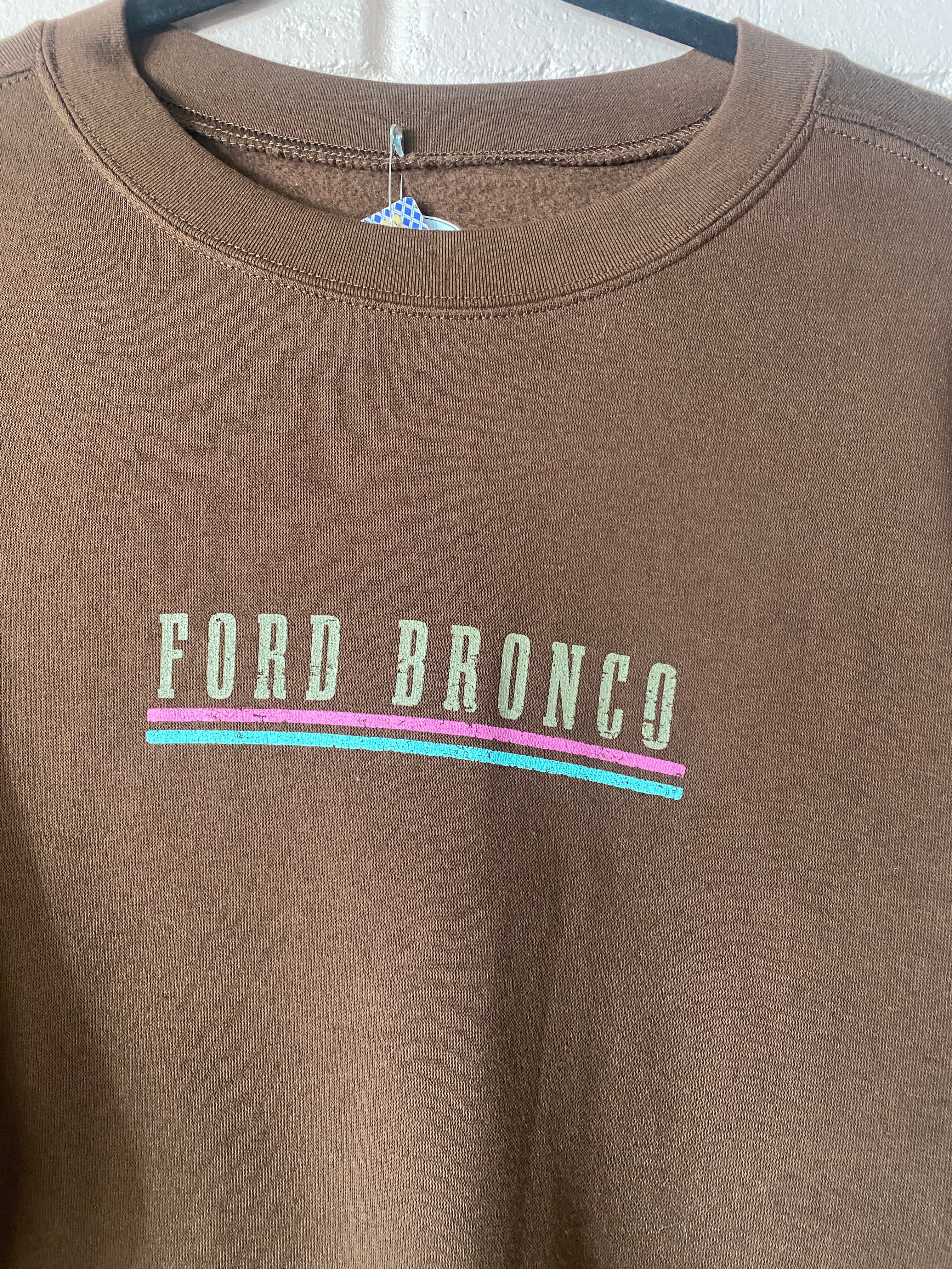Ford Offical Brown Bronco Pull Over