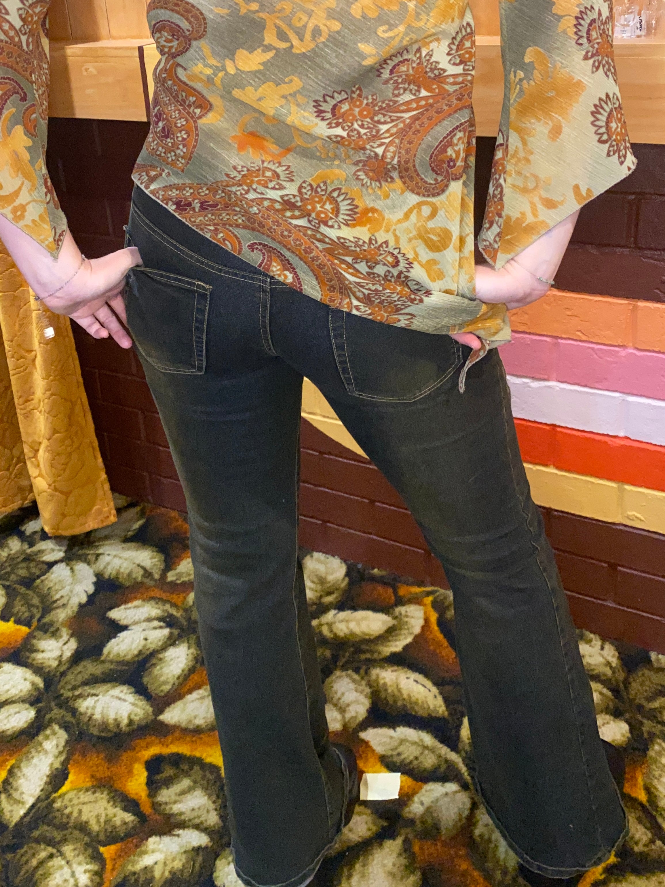 Y2K Embroidered Flare Jeans, size 10