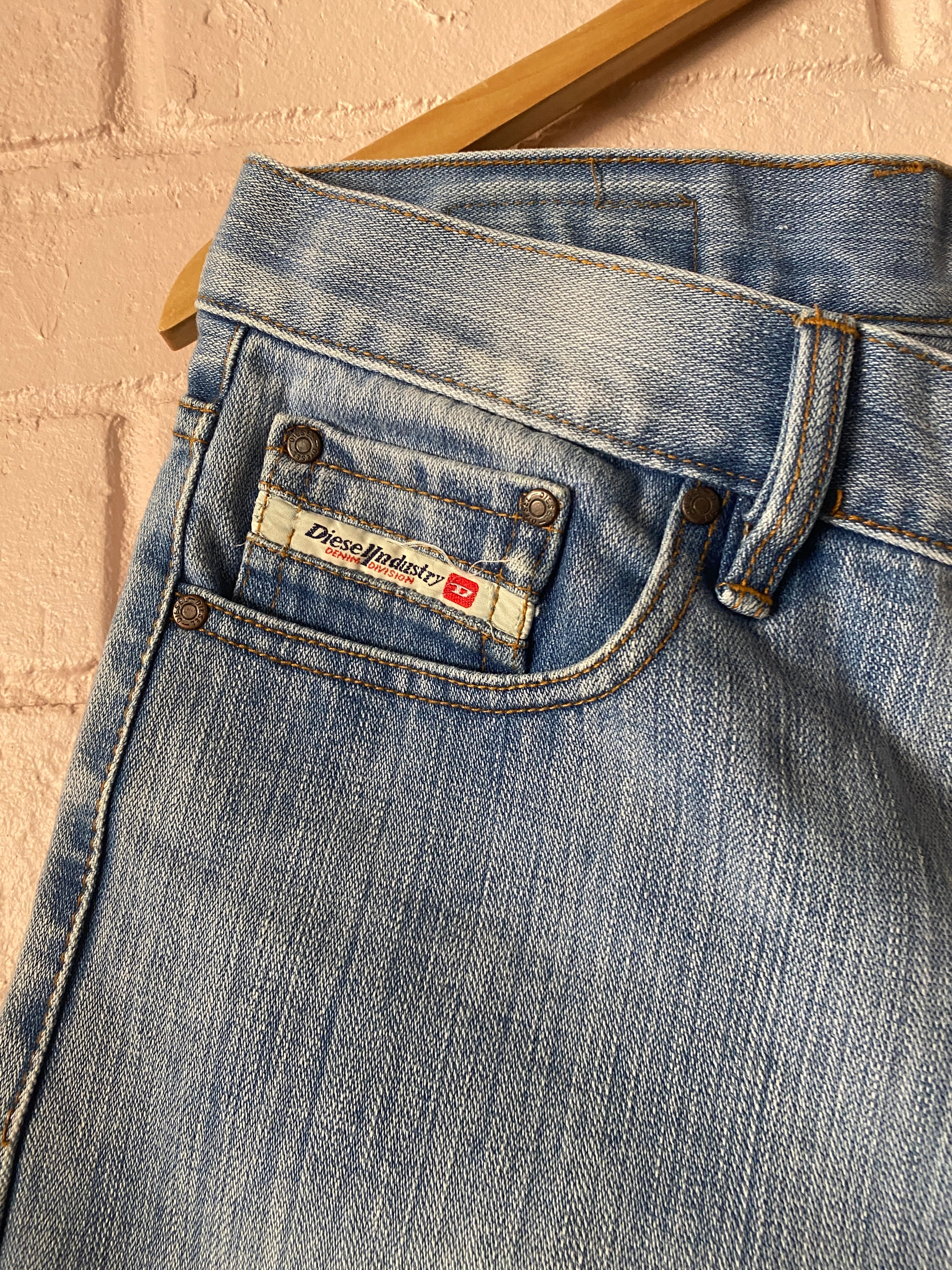 1990’s Diesel Straight Leg Jean size 33’